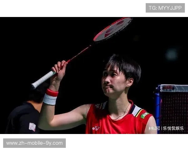 重庆羽毛球队状态飙升夺冠热门选手争夺最新羽毛球TOP10排名