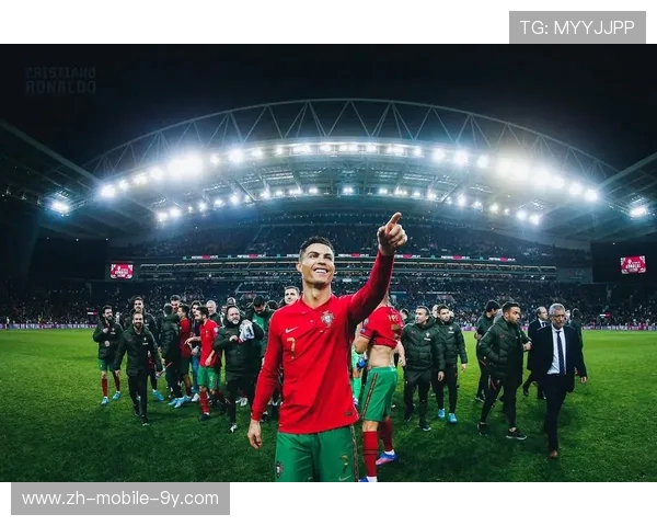 克里斯蒂亚诺罗纳尔多荣耀与传奇人生全面解读 克里斯蒂亚诺罗纳尔多荣耀与传奇人生全面解读