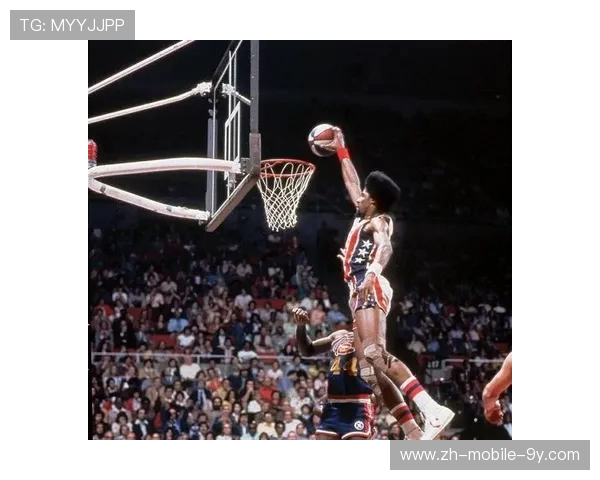 传奇飞人朱利叶斯欧文的篮球艺术与辉煌生涯解读 传奇飞人朱利叶斯欧文的篮球艺术与辉煌生涯解读