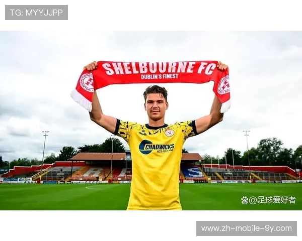 卡拉巴克与奥林的精彩对决揭示足球战术与团队合作的魅力